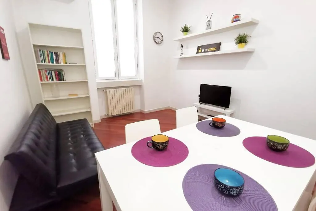 Behind The Sea - Appartamento Per Famiglie E Amici Bari Apartament